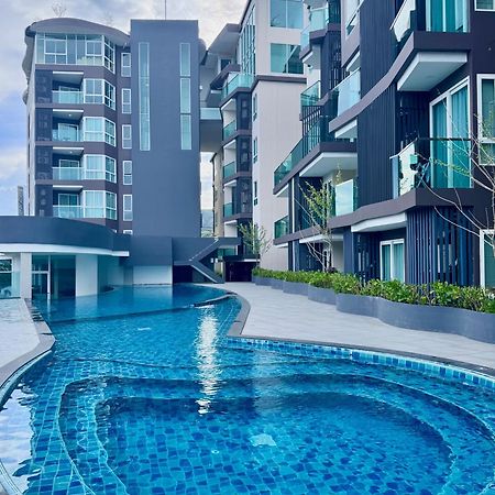 Luxury 4 Person Apartment In Heart Of Phuket! Ban Ket Ho Exterior photo